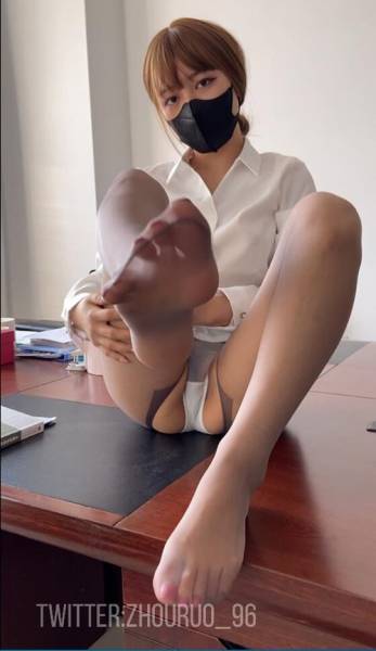 丝足 若若老师【25v21g】