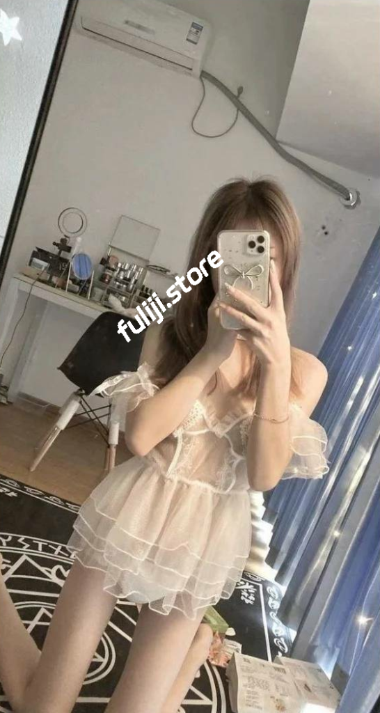 重磅泄密，抖音300万粉丝网红『天降之雯』合集【1.2G】