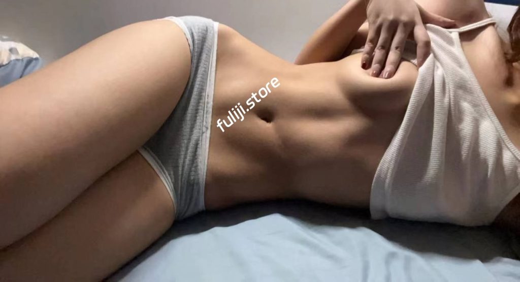 在校极品无毛反差女神『皮卡秋/一只修勾呀 』福利私拍合集【6.4G】