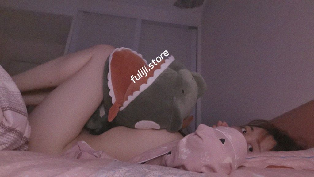 超稀有，群友自收集分享『小欣奈』早期绝版写真视频【291m】