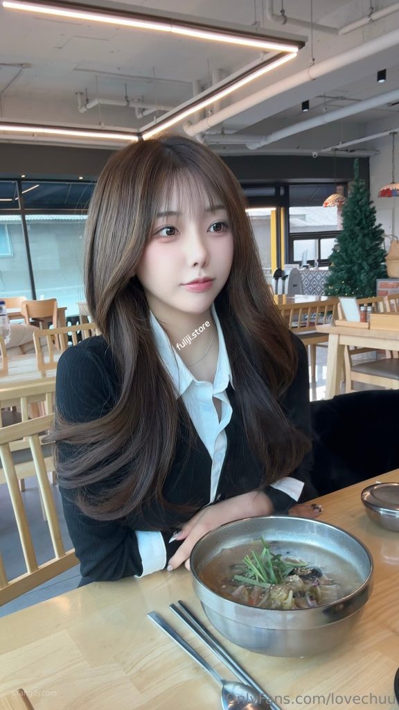 lovechuu韩国高人气颜值网红『lovechuu/chusex_y』onlyfans合集【45.2G】