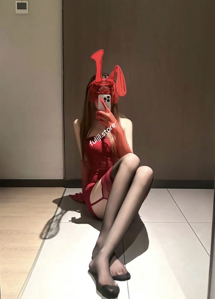 【大合集】足交榨精天花板【是皂皂呀】合集【119V/43G】