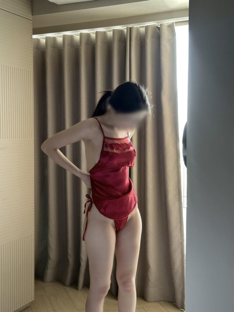 onlyfans泰国极品白虎美穴白嫩少女【babysexnity】性爱私拍合集【166p 222v 63G】